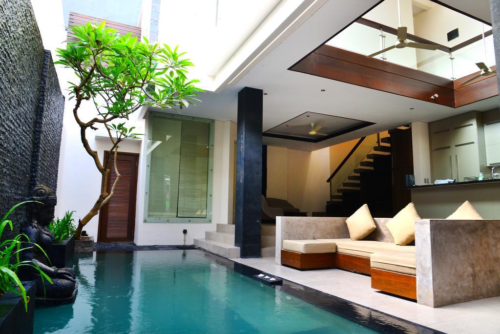 Villa Tentrem Legian Zimmer foto